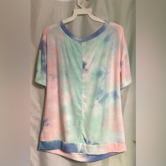 2 for $15. Women’s T-shirt blouse, super soft. Tie dye pattern. - Picture 2 of 2